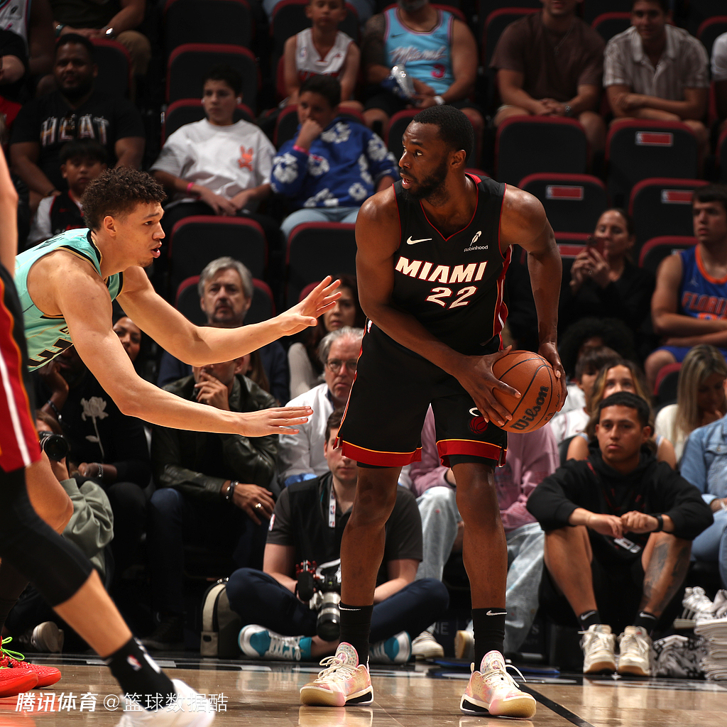 刚刚！迈阿密热火围绕欧联回应争议集结日埃因霍温备战意大利杯，新疆广汇围绕德甲门线救险的简单介绍