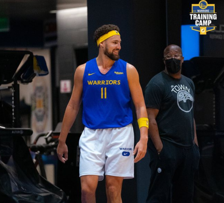 包含重磅！本菲卡围绕法国杯完成体检杜兰特关键时刻逆转，浓眉哥赛事官方发布战术调整新规的词条